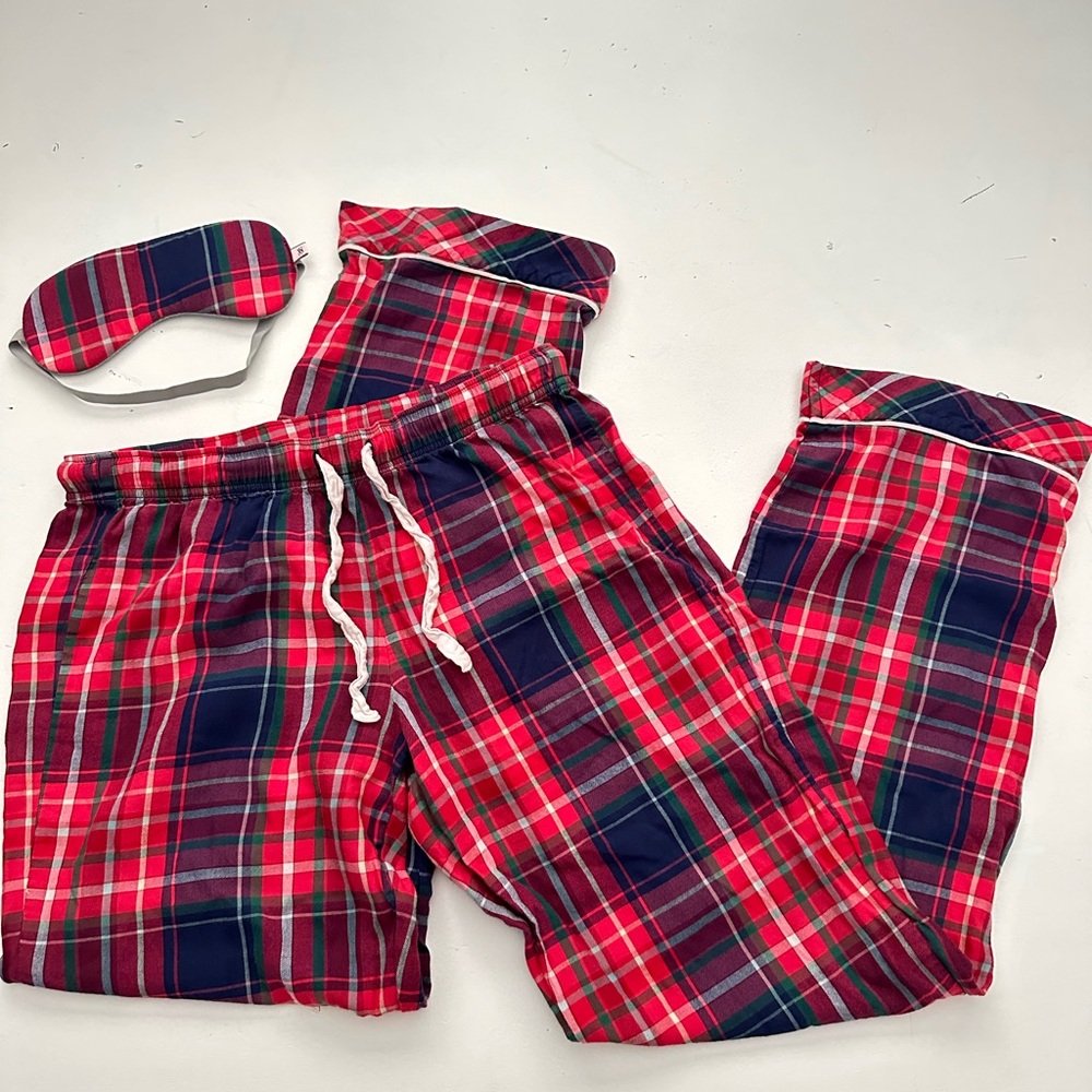 Victoria’s Secret plaid pajama pants and matching sleep mask set XS